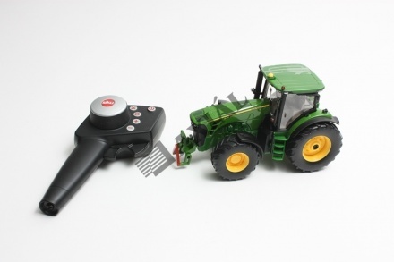 John Deere 8345 RC rádiótávirányítás