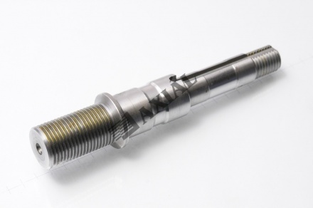 Tengely felső D=28 540RPM