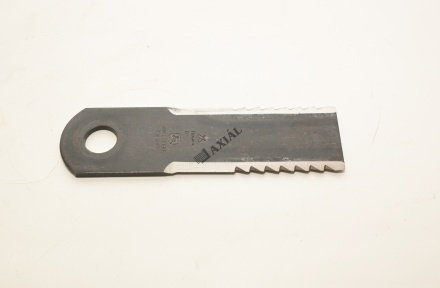 Szecskázókés fűrészfogas